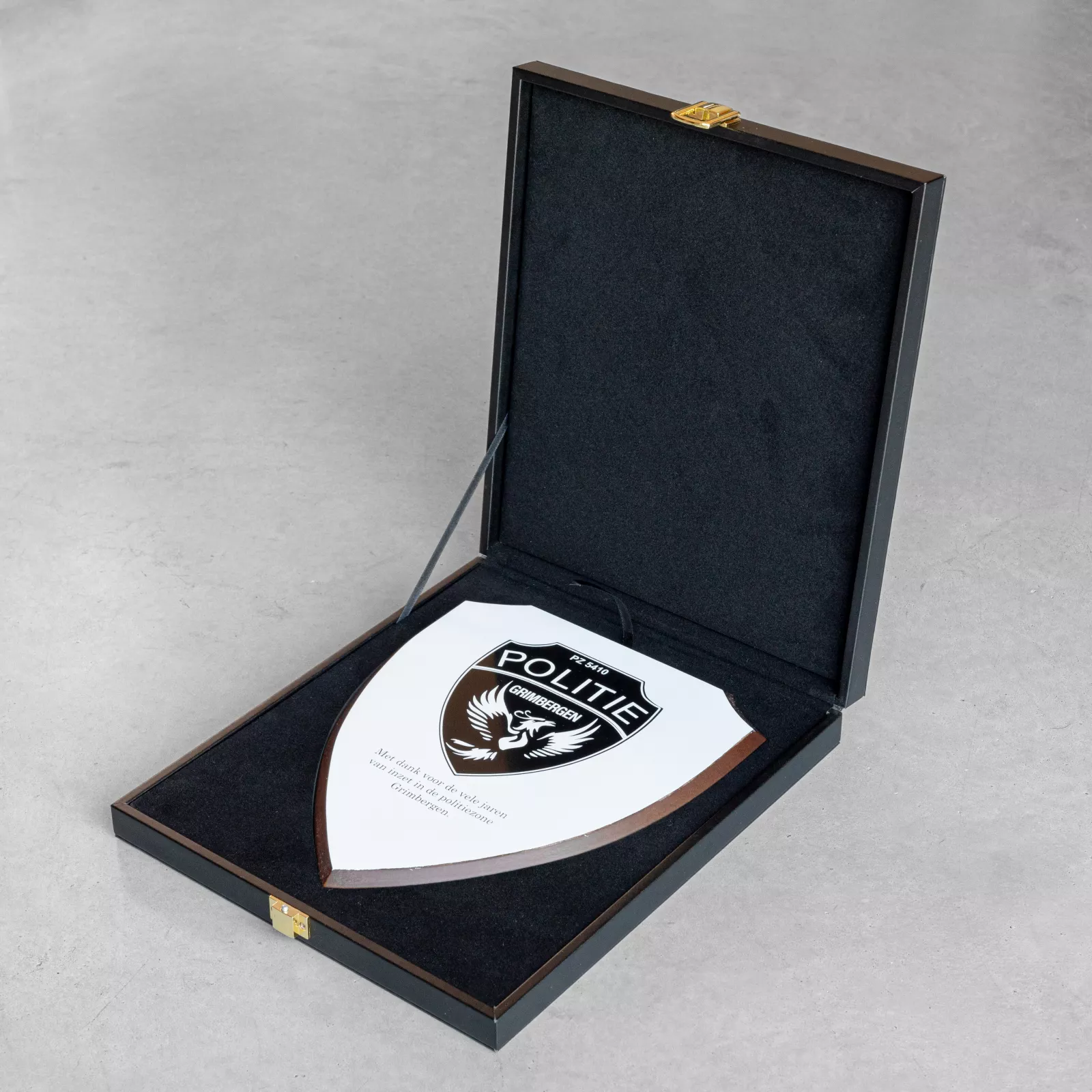 Retirement award police