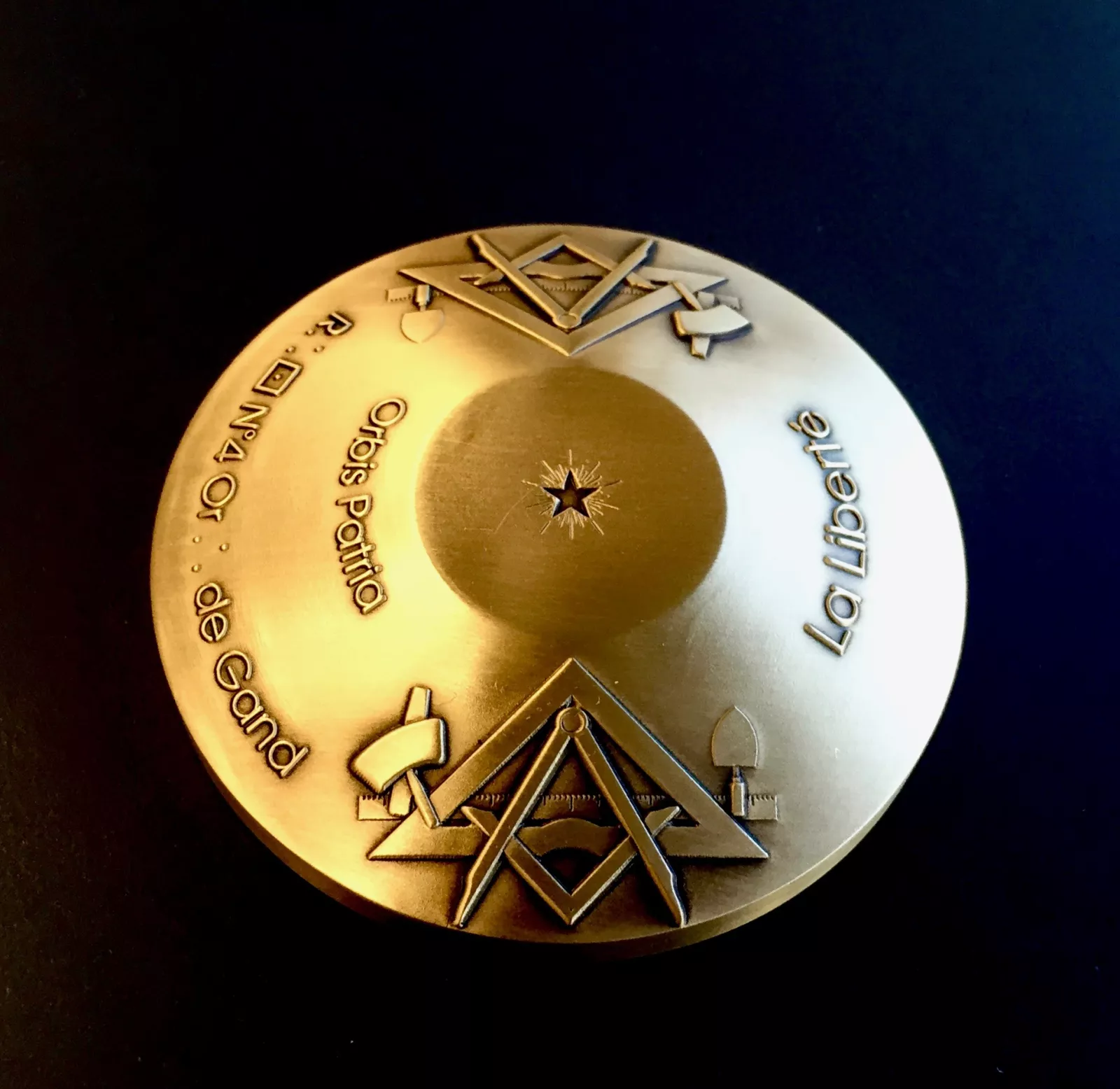 Medal masonic lodge 'La Liberté' - Nedda El-Asmar